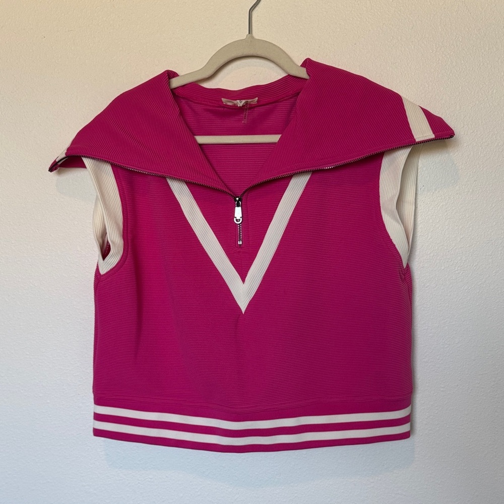 Entro Fuchsia and Cream colorblock zip top- medium